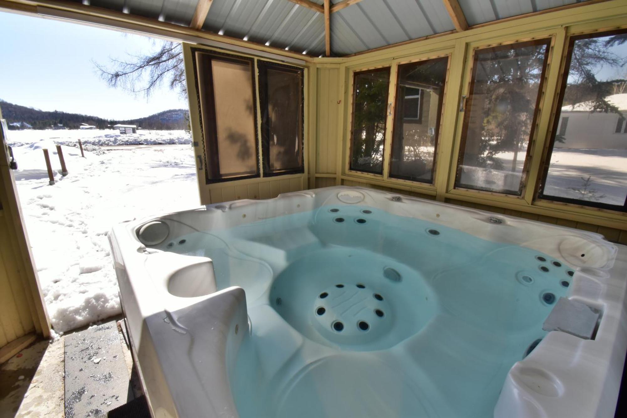 Emme Chalets Sainte-Lucie-de-Doncaster Екстер'єр фото