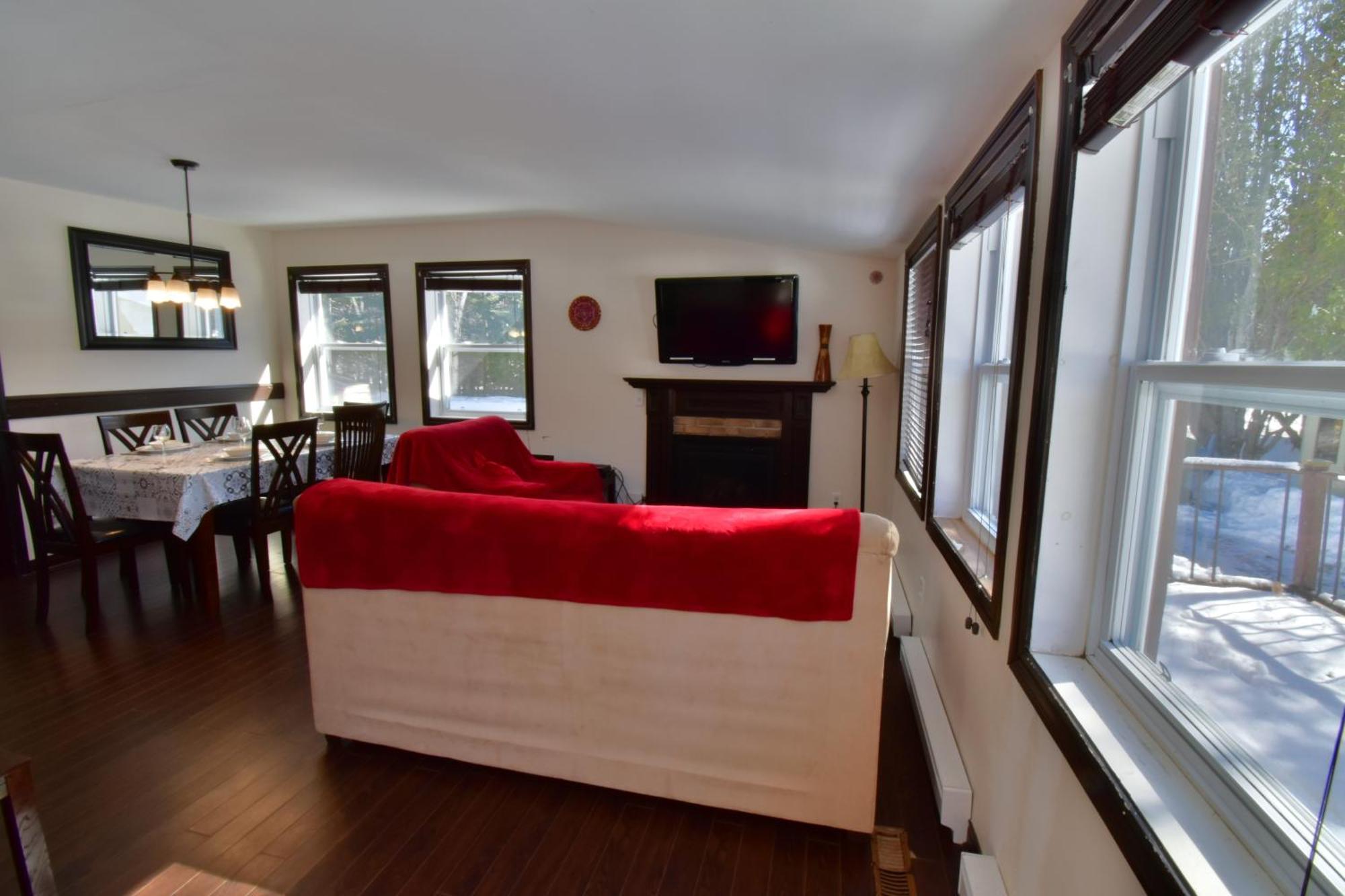 Emme Chalets Sainte-Lucie-de-Doncaster Екстер'єр фото