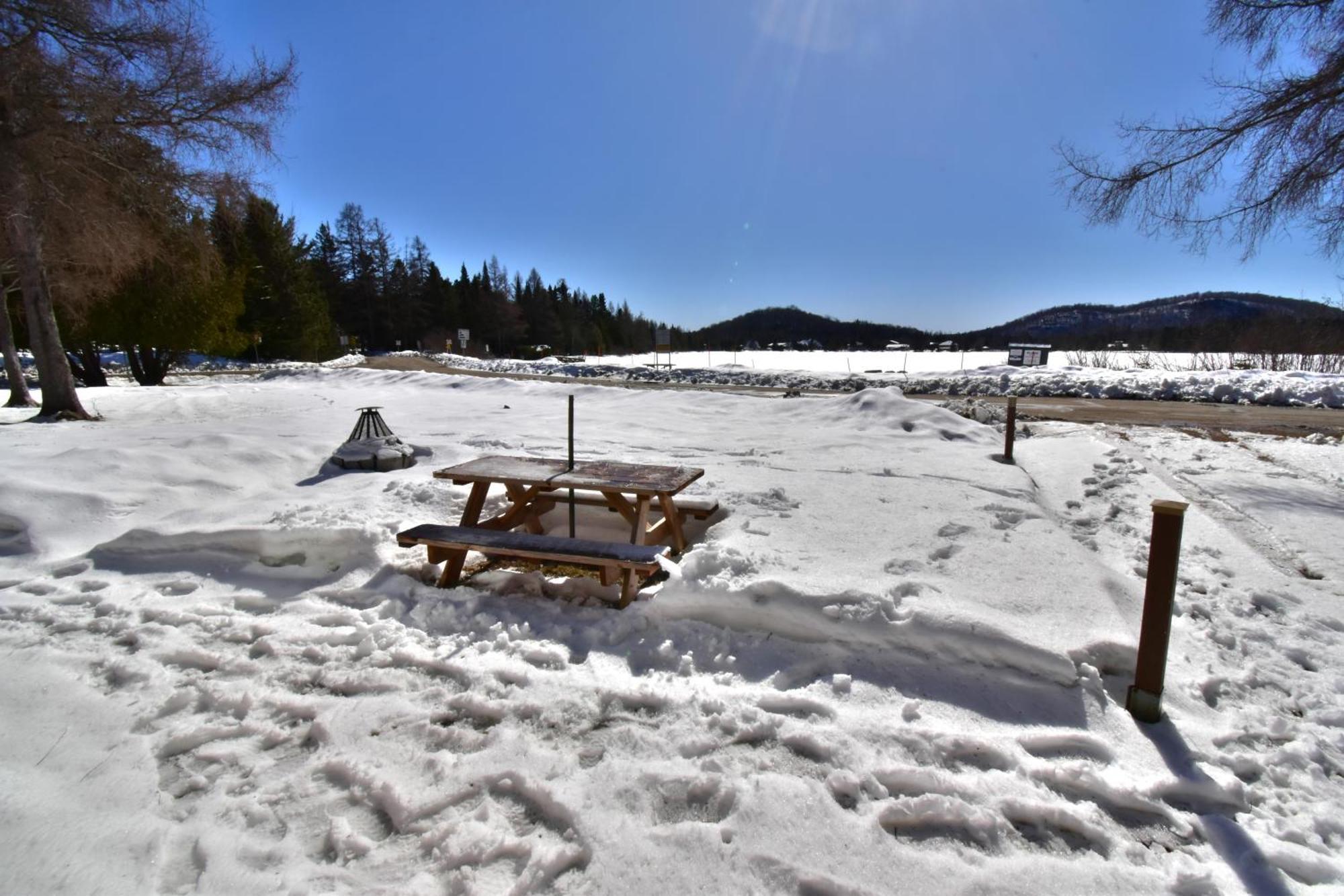 Emme Chalets Sainte-Lucie-de-Doncaster Екстер'єр фото